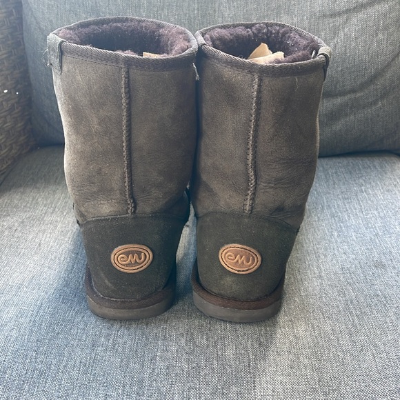 Emu Brown Boots. Brand New. W8 - Picture 2 of 6